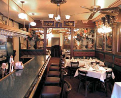inside_pic_of_walters_restaurant